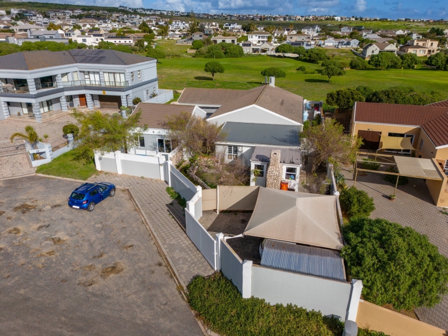 9 Bedroom Property for Sale in Country Club Western Cape